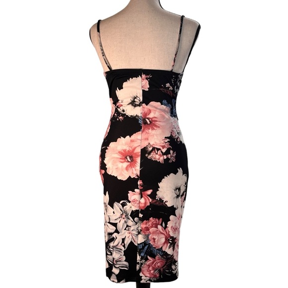WOW STATEMENT DRESS! Floral print Waist Cut Out Dress size medium - Picture 2 of 3